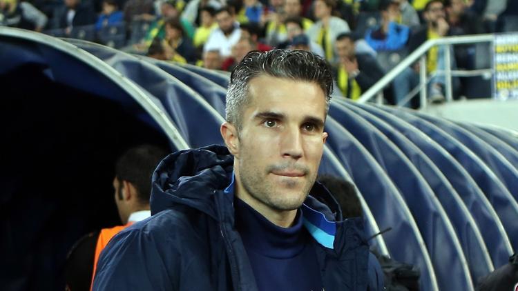 Fenerbahçe - Beşiktaş derbisinde Robin van Persie sürprizi!