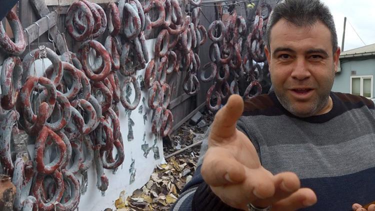 Sultangazi'de skandal! Boş araziden gelen koku harekete geçirdi...