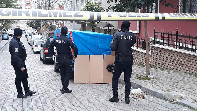 Güngören'de sokakta ceset bulundu