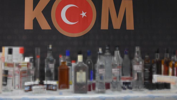 İzmir'de ele geçen 60 ton sahte içki imha edildi