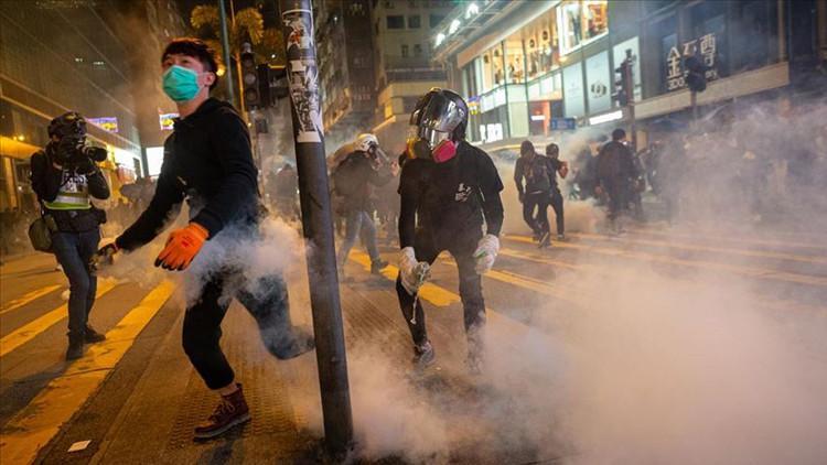 Hong Kong'da protestolar Noel tatilinde de devam etti