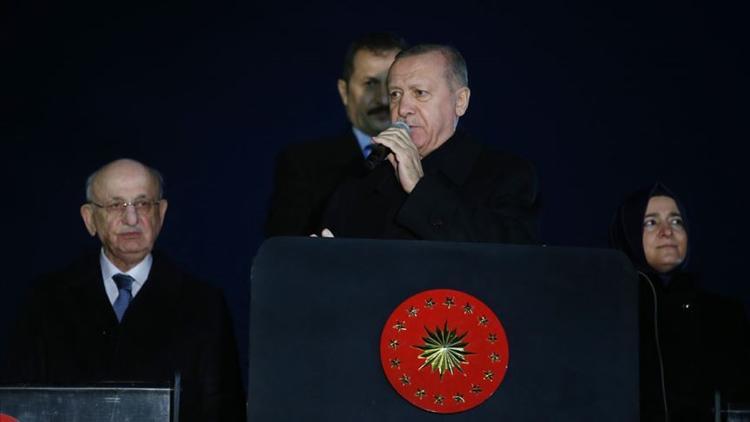 Son dakika haberi: Cumhurbaşkanı Erdoğan: Türkiye'nin otomobilini kötülemek için seferberlik ilan ettiler