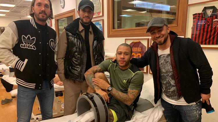 Yusuf Yazıcı’dan Lyon'lu Depay’a "geçmiş olsun" ziyareti!