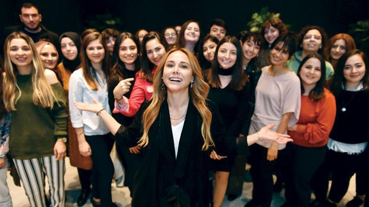 Burçin Terzioğlu hayranlarını kırmadı