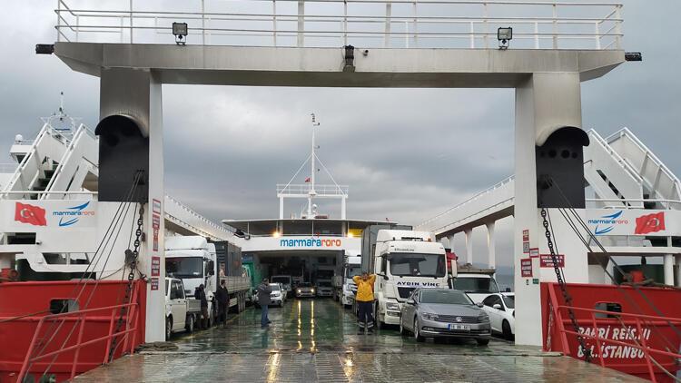 Marmara Adasına elektrik verilemiyor, ekipler tamir için yola çıktı
