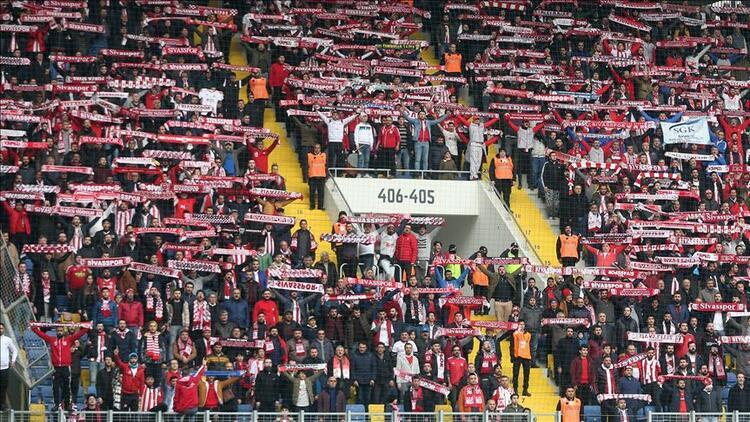 Süper Ligde seyirci ortalaması 14 bine yaklaştı