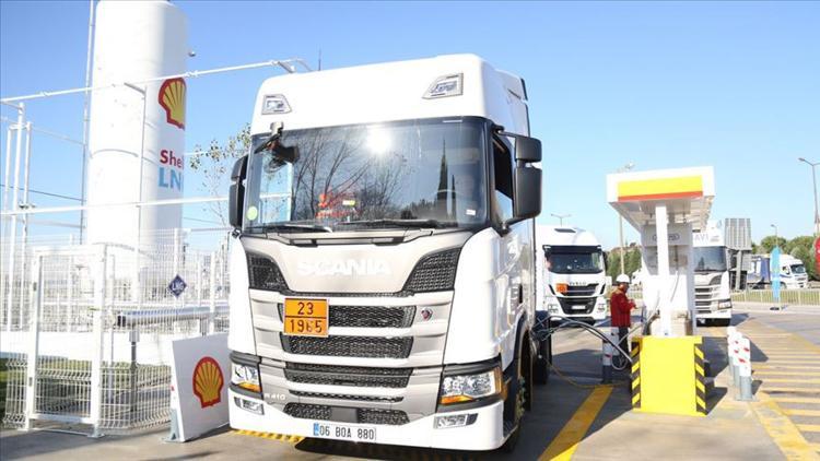 Türkiye'nin ilk sıvılaştırılmış doğal gaz istasyonu Kocaeli'de açıldı