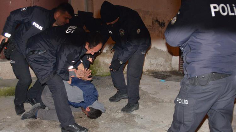 Alarm çalınca paniğe kapıldı! Kıskıvrak yakalandı...