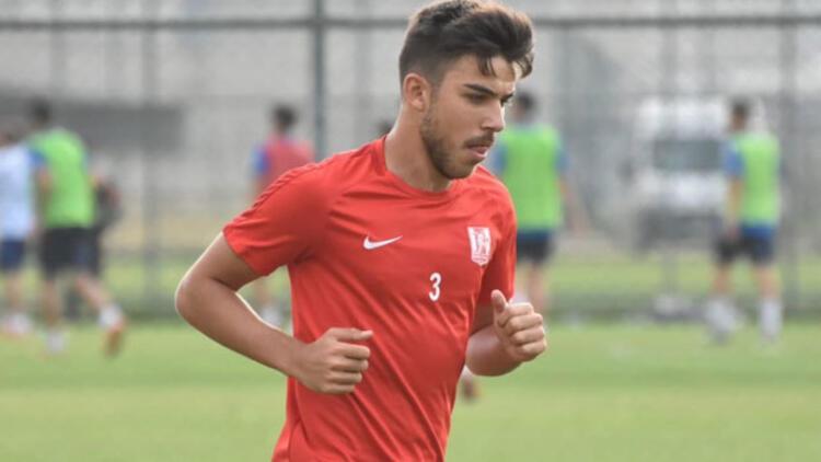 Kayserispor, Oğuzhan Çapar'ı kadrosuna kattı