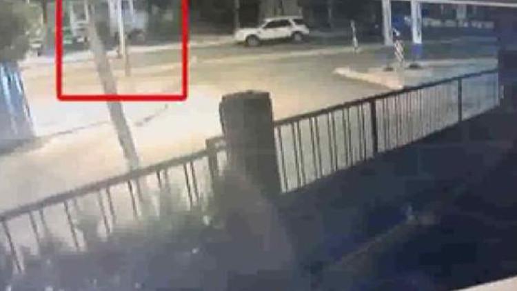 Kendilerine "Baykuş çetesi" diyen motosiklet hırsızları kamerada