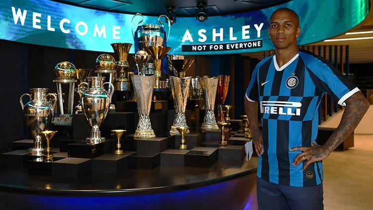 Inter, Ashley Young'ı kiralık olarak kadrosuna kattı | Transfer Haberleri