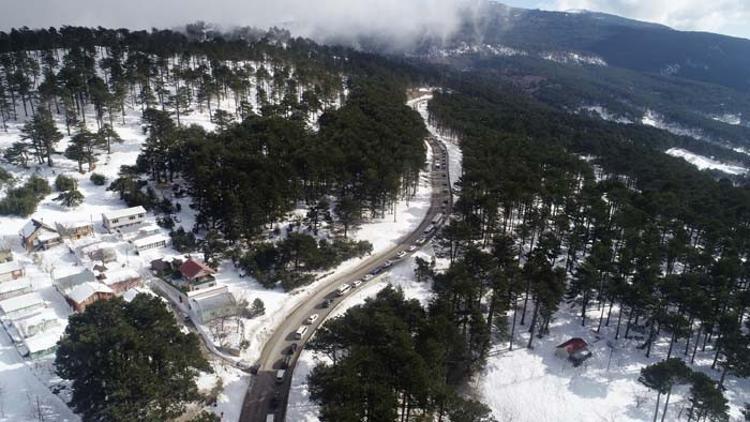 Doluluk yüzde 100'e ulaştı! 6 kilometrelik araç kuyruğu oluştu