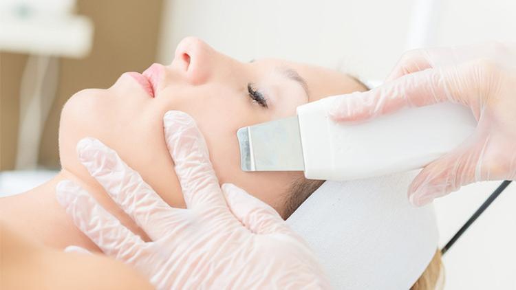 Ciltteki Çiller ve Lekeler İçin: Baby Face Beauty Uygulaması