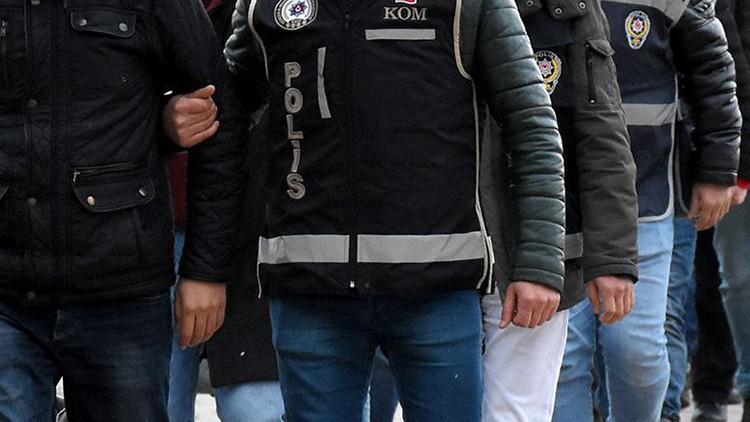 Balıkesir merkezli FETÖ/PDY operasyonunda yakalanan 10 şüpheli adliyeye sevk edildi