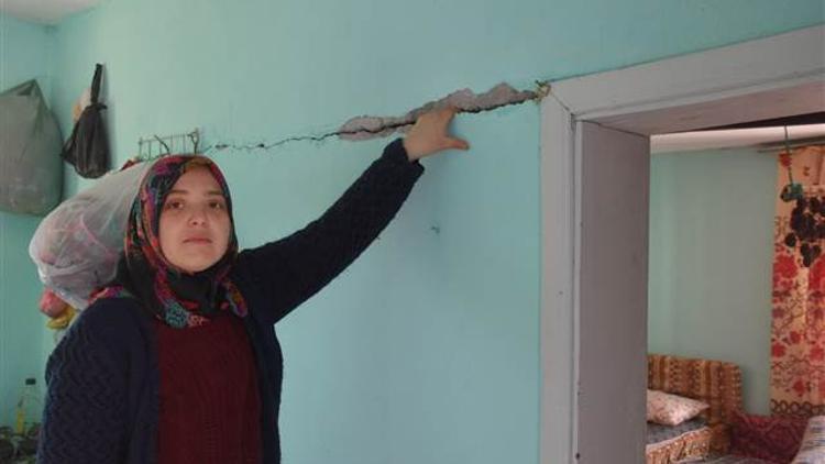 Mühendislerden çağrı: Fay hattındaki binaları boşaltın