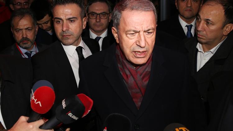 Son dakika... Bakan Hulusi Akar'dan deprem açıklaması