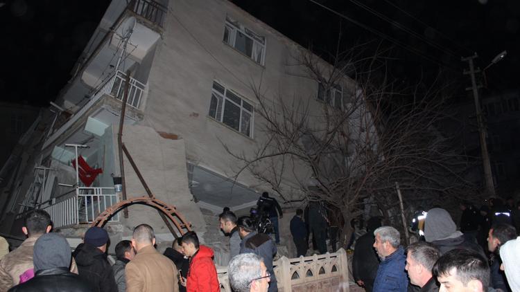 Bakanlardan ’deprem’ paylaşımı