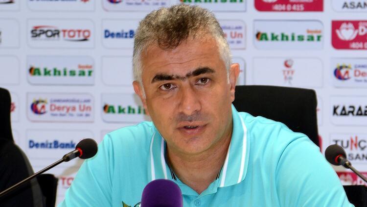 Akhisarspor Teknik Direktörü Mehmet Altıparmak: "Mağlubiyeti hak etmedik"