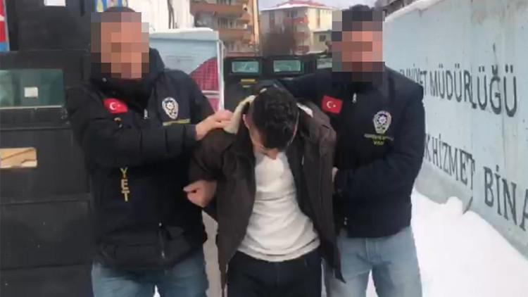 150 lira için arkadaşını öldürdü