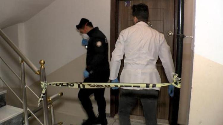 Kötü kokuyu duyan komşuları polisi aradı, cansız bedeni bulundu