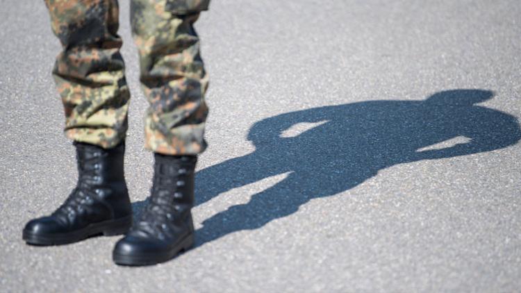 Alman ordusunda neonazi alarmı