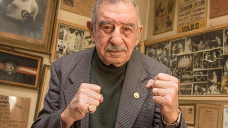 Türkiye'nin ilk profesyonel boksörü Zakaryan, 90 yaşında vefat etti