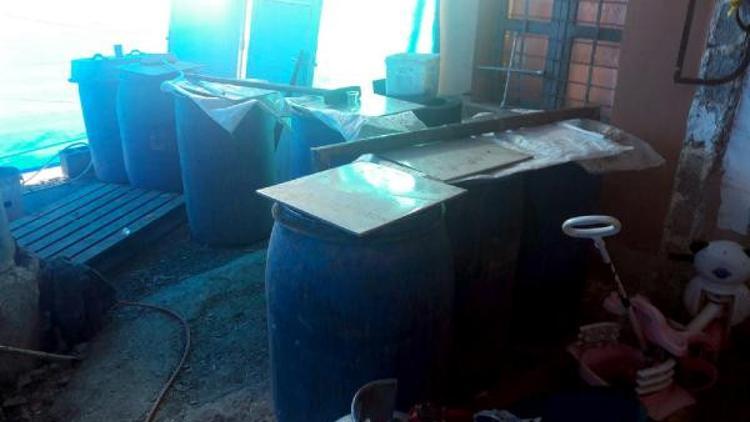 Adana’da bin 380 litre sahte içki ele geçirildi