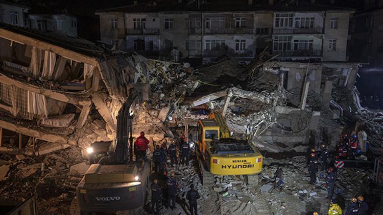 Deprem bölgesinde son durum... Çalışmalar sürüyor