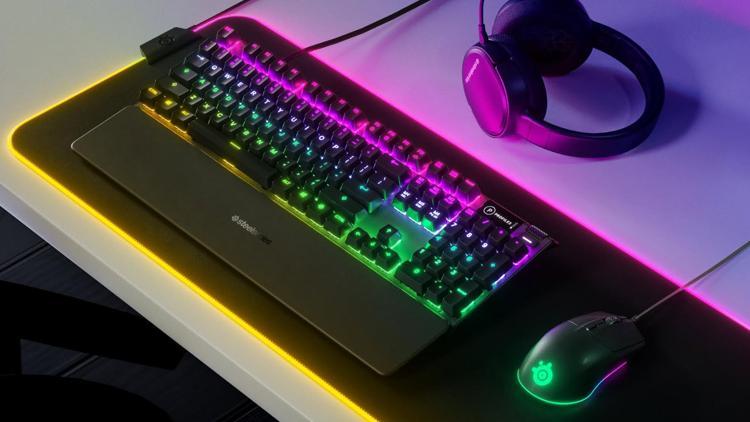SteelSeries'in yeni oyun aksesuarları sahneye çıktı