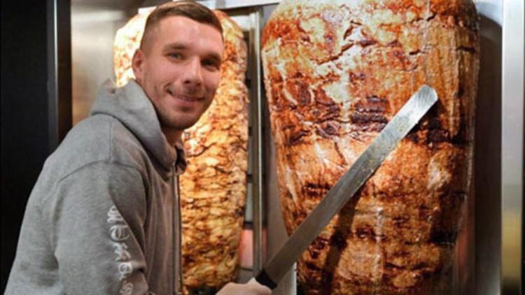 Podolski'nin Köln'le yaptığı ilginç anlaşma! Döner...