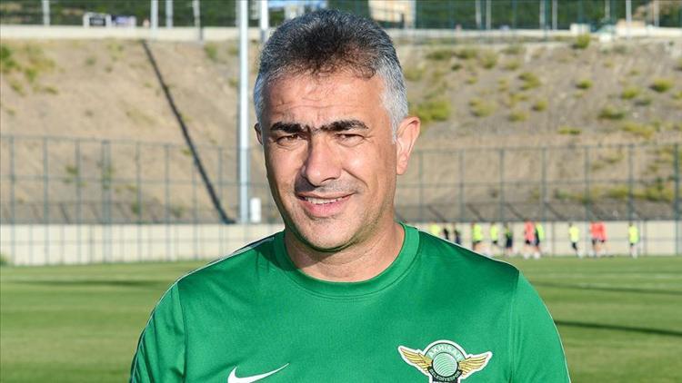 Son dakika | Akhisarspor'da Mehmet Altıparmak ile yollar ayrıldı!