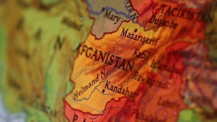 Son dakika: Afganistan'da 83 kişinin bulunduğu yolcu uçağı düştü