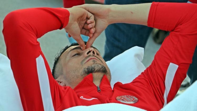Son dakika | Antalyaspor'da Jahovic en az 3 hafta yok