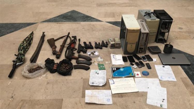 Son dakika haberler... Komandolardan eş zamanlı operasyon: Gizlendikleri evlerde yakalandılar
