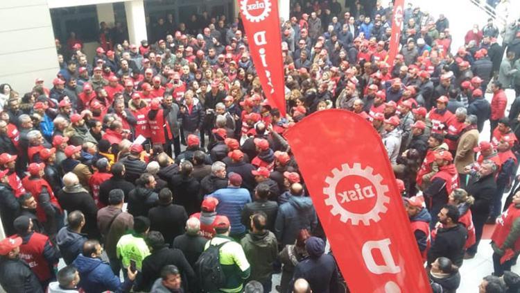 Çankaya Belediyesi'nde zam alamayan işçiler eylem yaptı