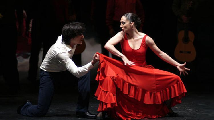 Antonio Gades Topluluğu, İstanbul'da "Carmen"i sahneleyecek