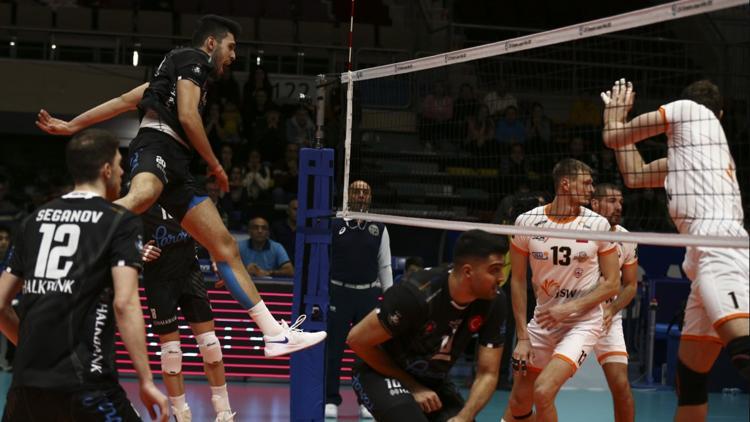Halkbank, Jastrzebski Wegiel karşısında tutunamadı