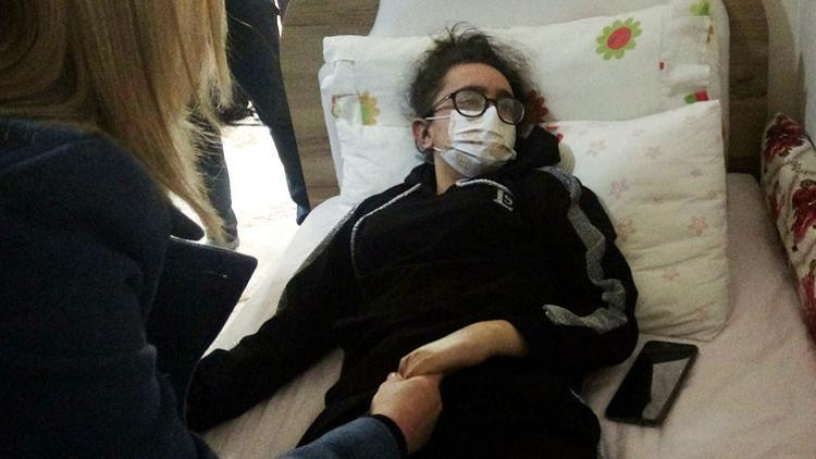 Yağmur Ekin'i kurtaracak doktor arıyorlar! 'Kızımız gözümüzün önünde eriyip gidiyor'