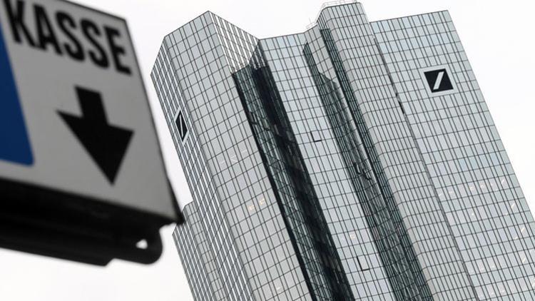 Deutsche Bank’ın zararı 5.7 milyar Euro