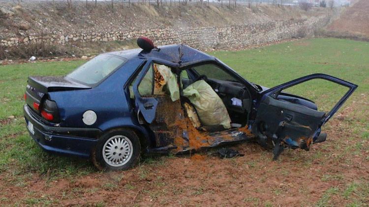 Adıyaman'da iki otomobil çarpıştı: 1 ölü, 3 yaralı