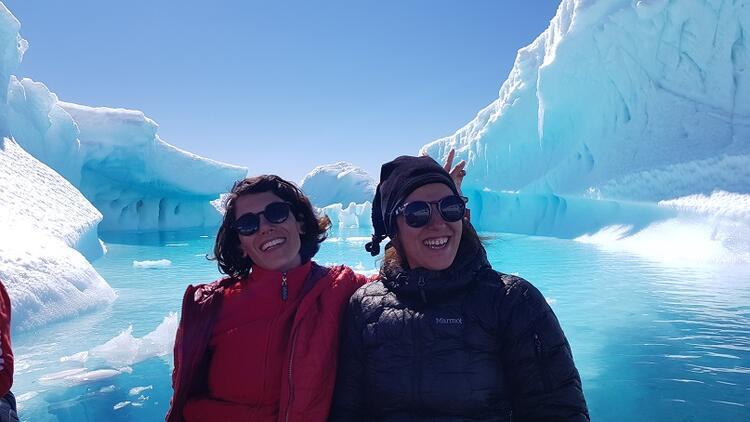 Yelkenliyle Antarktika'ya giden gezgin kadınlar! "Ayağımız kıtaya değdiğinde  birbirimize bakıp ağladık"