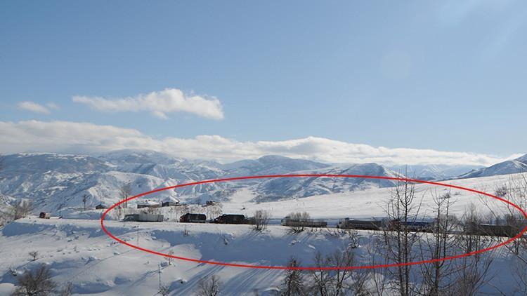 Elazığ'a gönderilen konteyner yüklü TIR'lar yolda mahsur kaldı