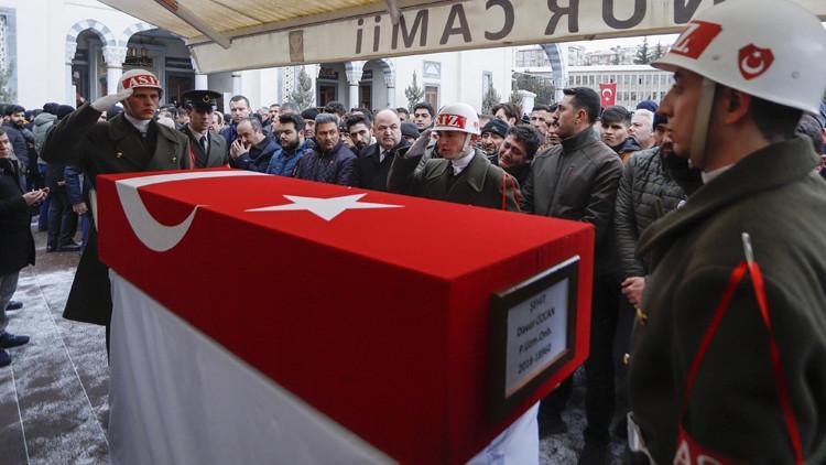 Şehit Uzman Onbaşı Davut Özcan, son yolculuğuna uğurlandı