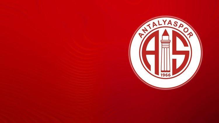 Son Dakika | Kupa maçı öncesi Antalyaspor'un uçağı Sivas'a inemedi! 