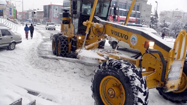 Kayseri'de 130 mahalle yolu ulaşıma kapandı