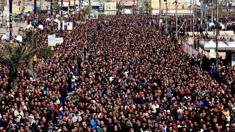 Bağdat'ta Şii lider Sadr yanlısı kadınlardan gösteri