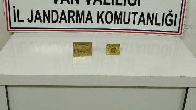 Van'da, Hitit ve Urartu dönemine ait 4 kilo kültçe altın ele geçirildi