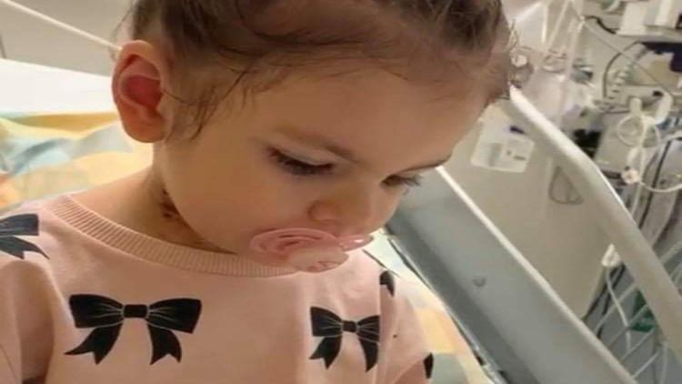 3 yaşındaki minik Eslem ilik nakli için yardım bekliyor