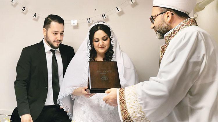 Danimarka’da Türk imamlar resmi nikâh kıymaya başladı