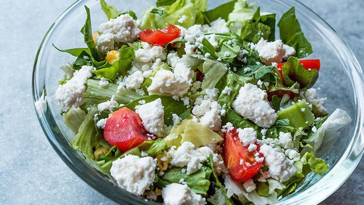 Çökelek salatası tarifi